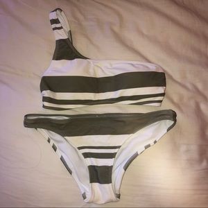 ABERCROMBIE & FITCH BIKINI